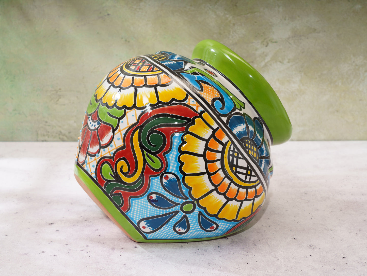"Cubano" Leaning Planter Light Green
