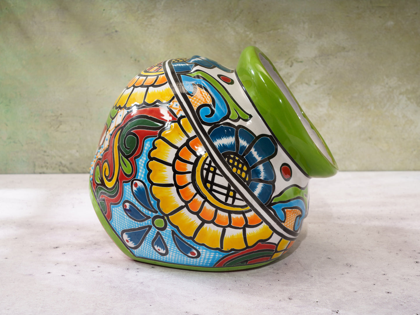 "Cubano" Leaning Planter Light Green