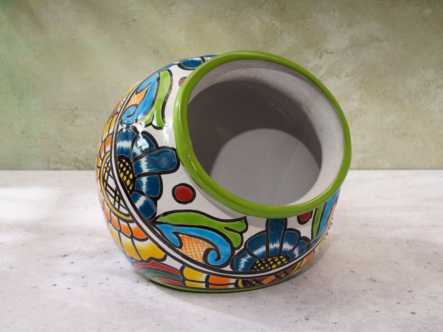 "Cubano" Leaning Planter Light Green