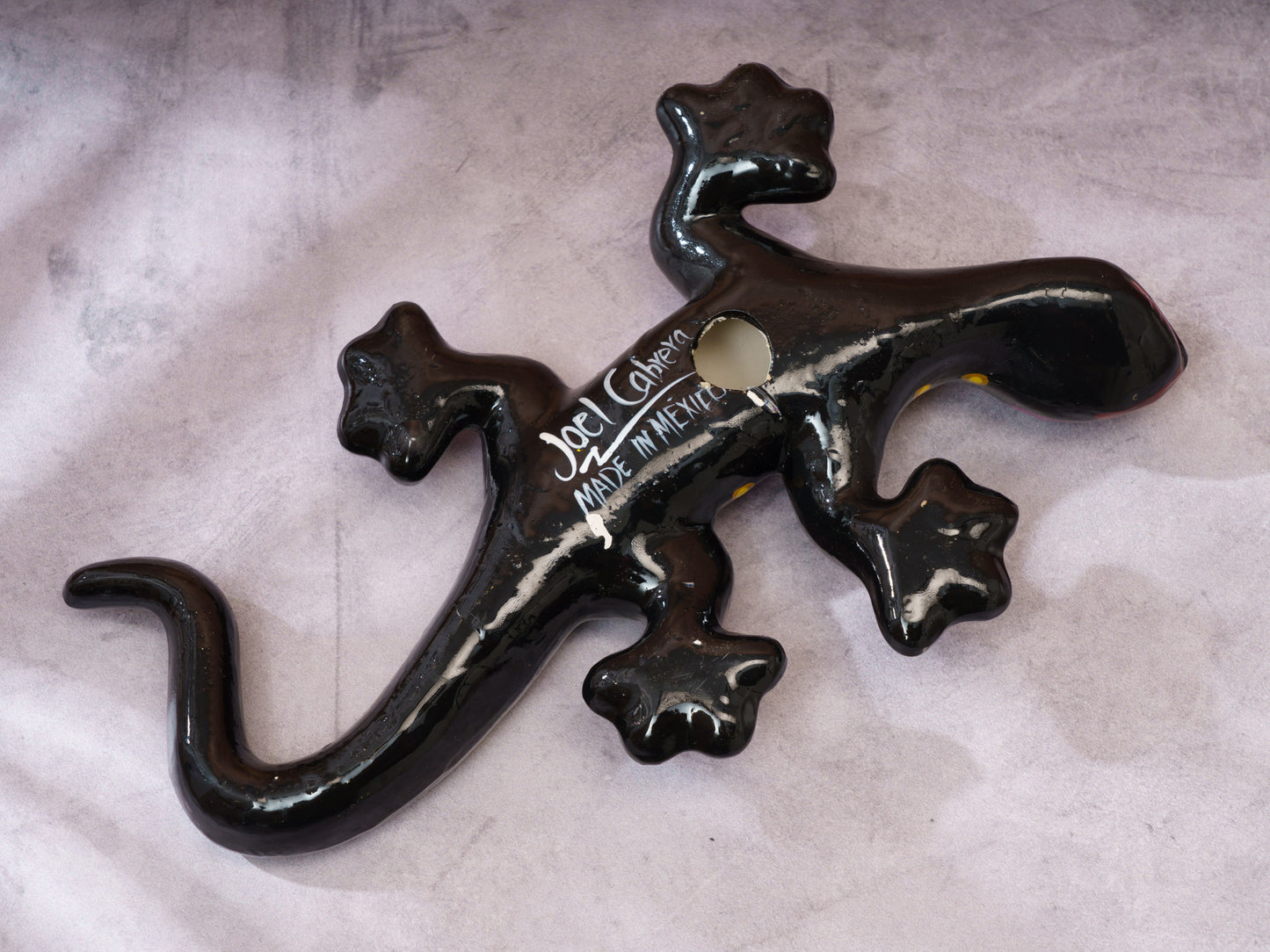 Medium Floral Gecko Wall Art Black