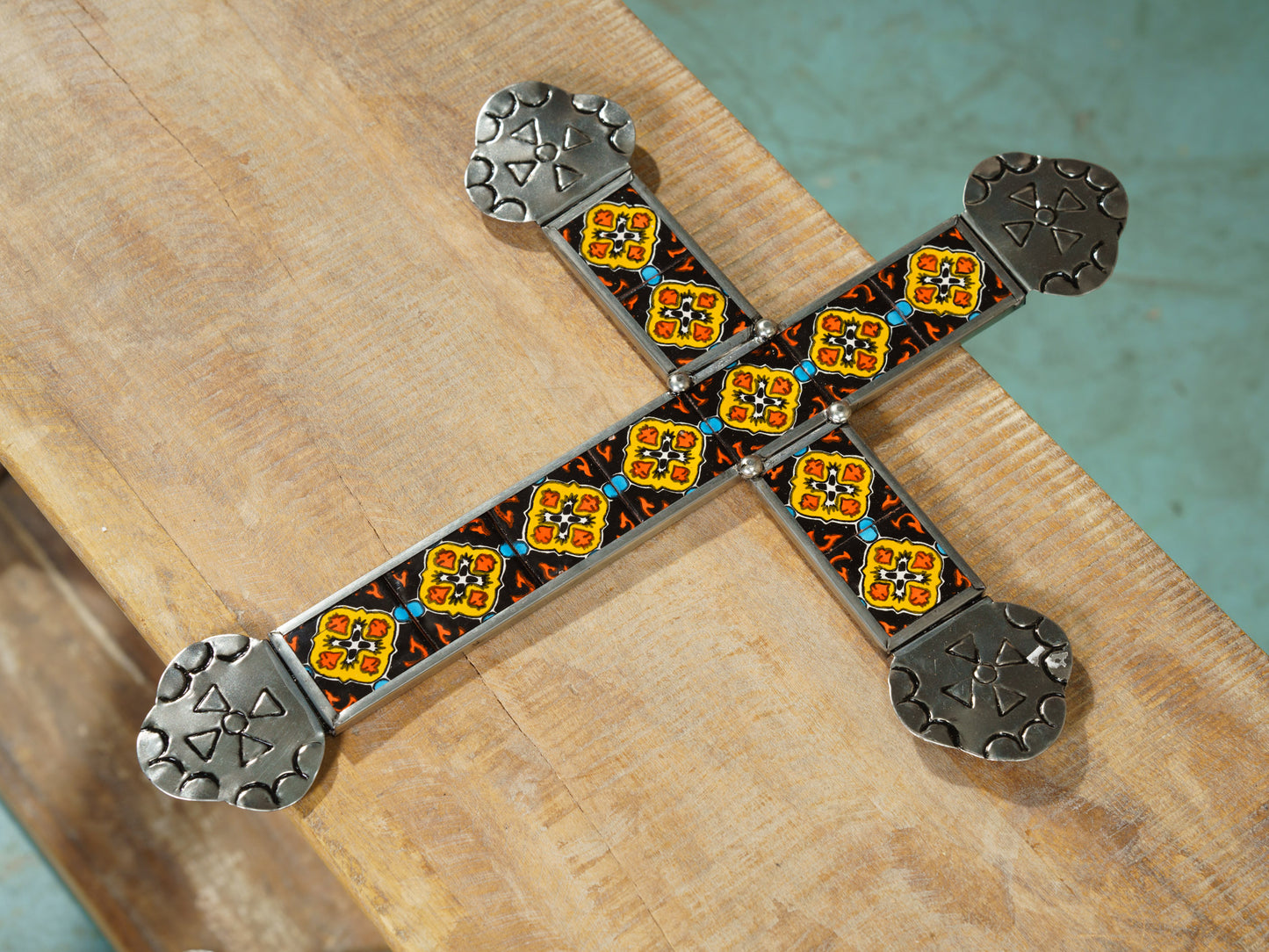 Tin & Tiles Extra Large Cross