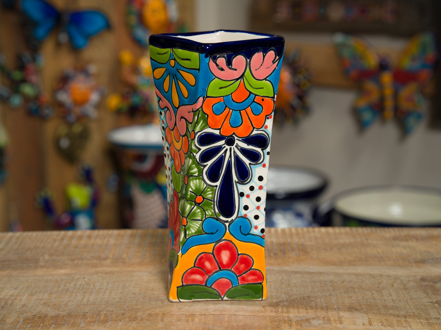 "Twist" Medium Flower Vase
