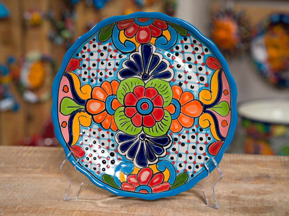 Scalloped Dinner Plates Multiple Colors
