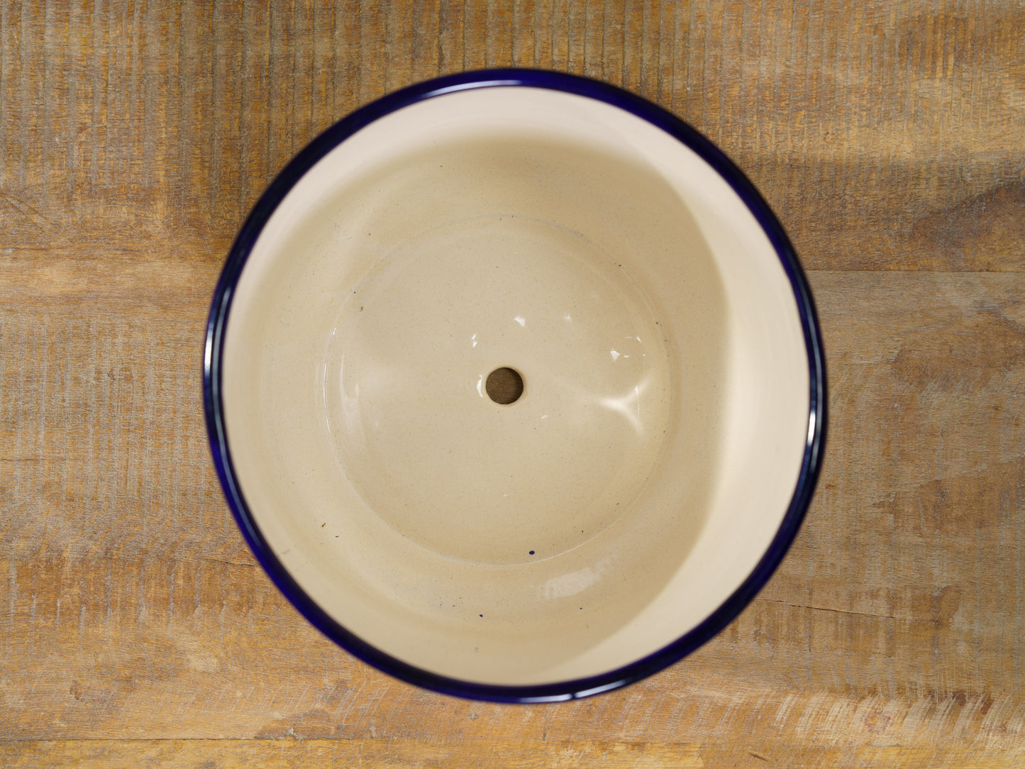 Premium Quality Signed White Circular Planter